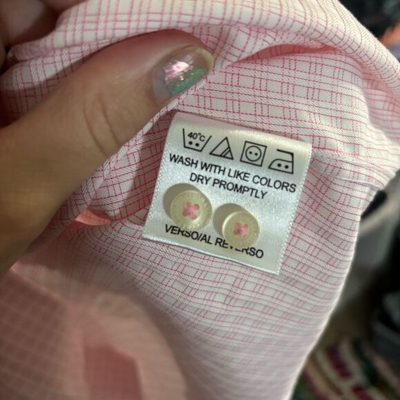TOMMY BAHAMA dress shirt Men's Pink Checkered Shirt button up - Picture 6 of 8